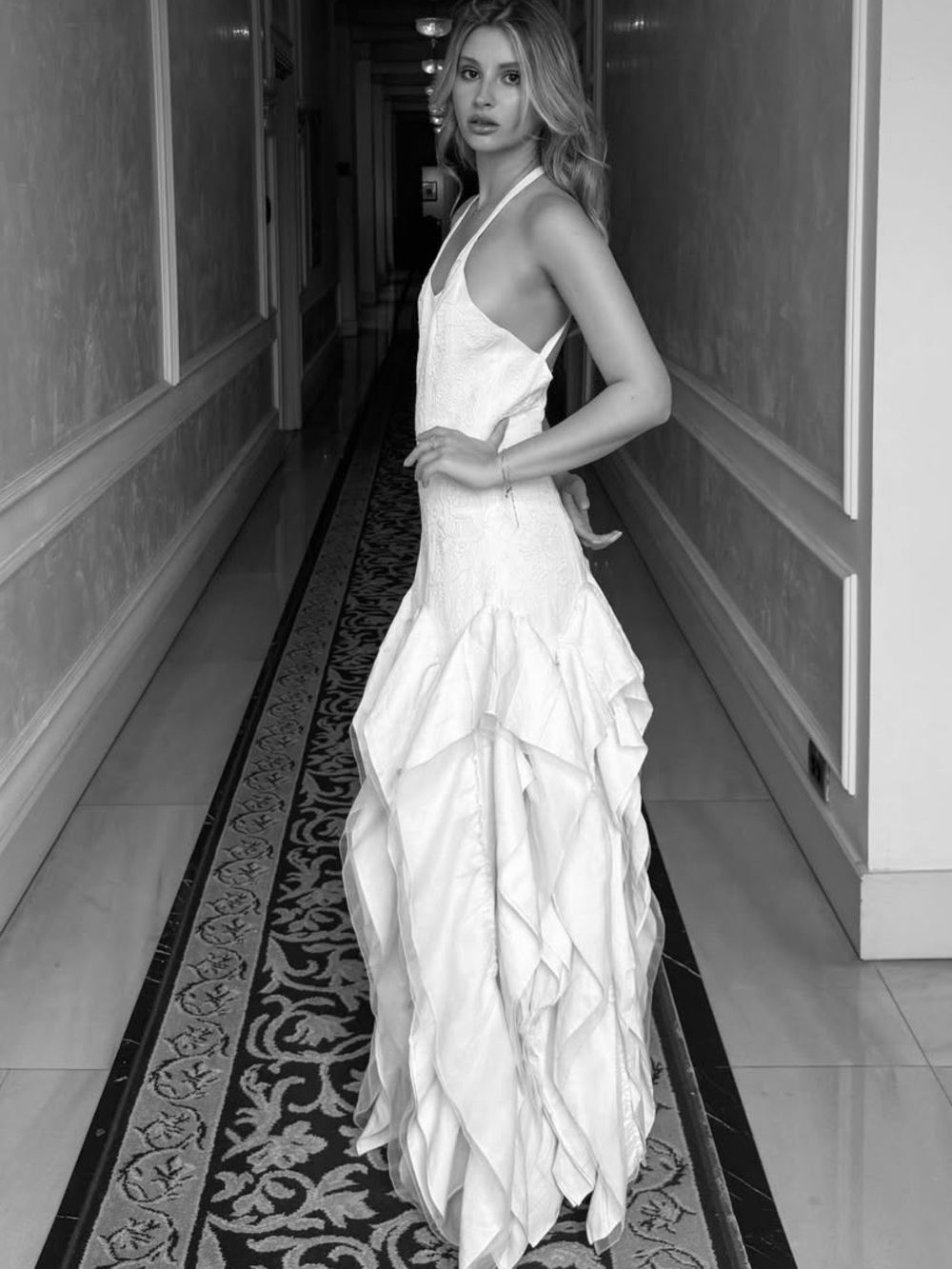 H&M STUDIO
NWT CREAM RUFFLED EMBROIDERED DRESS, PRICE FIRM. - Picture 3 of 13